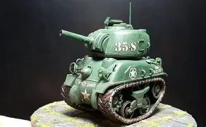 Meng World War Toons Sherman U.S. Medium Tank M4A1 (WWT-002)