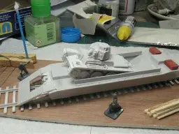 UM 1/72 Tank Carrier Car with Pz.Kpfw. 38(t) (259)