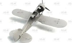 ICM 1/32  Gloster Sea Gladiator Mk.II with Royal Navy pilots(32045)