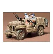 Tamiya 1/35 British Special Air Service Jeep With crew of 2 (35033)