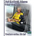 Master Box Ltd 1/24 Truckers series Kit #5 Joni (Lookout) Johnson & her dog Maxx (MB24045)