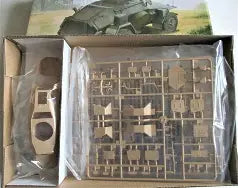 HobbyBoss 1/35 German Sd.Kfz.221 Leichter Panzerspähwagen (1st Series) (83811)