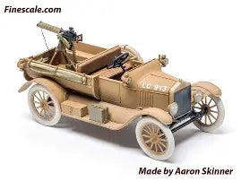 ICM 1/24 Model T 1917 LCP with Vickers MG (35607)