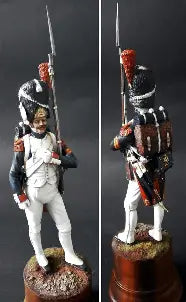 Miniart 1/16 Imperial Guard French Grenadier Napoleonic Wars (16017)