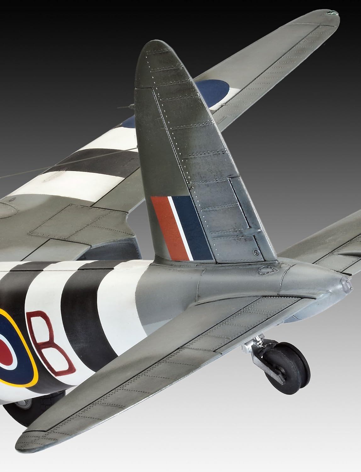 Revell 1/32 De Havilland Mosquitto Mk.IV (04758)