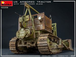 MiniArt 1/35 U.S. Armored Tractor with Angle dozer blade (35291)
