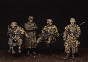 MiniArt 1/35 German Tank Riders Ardennes 1944 (35411)