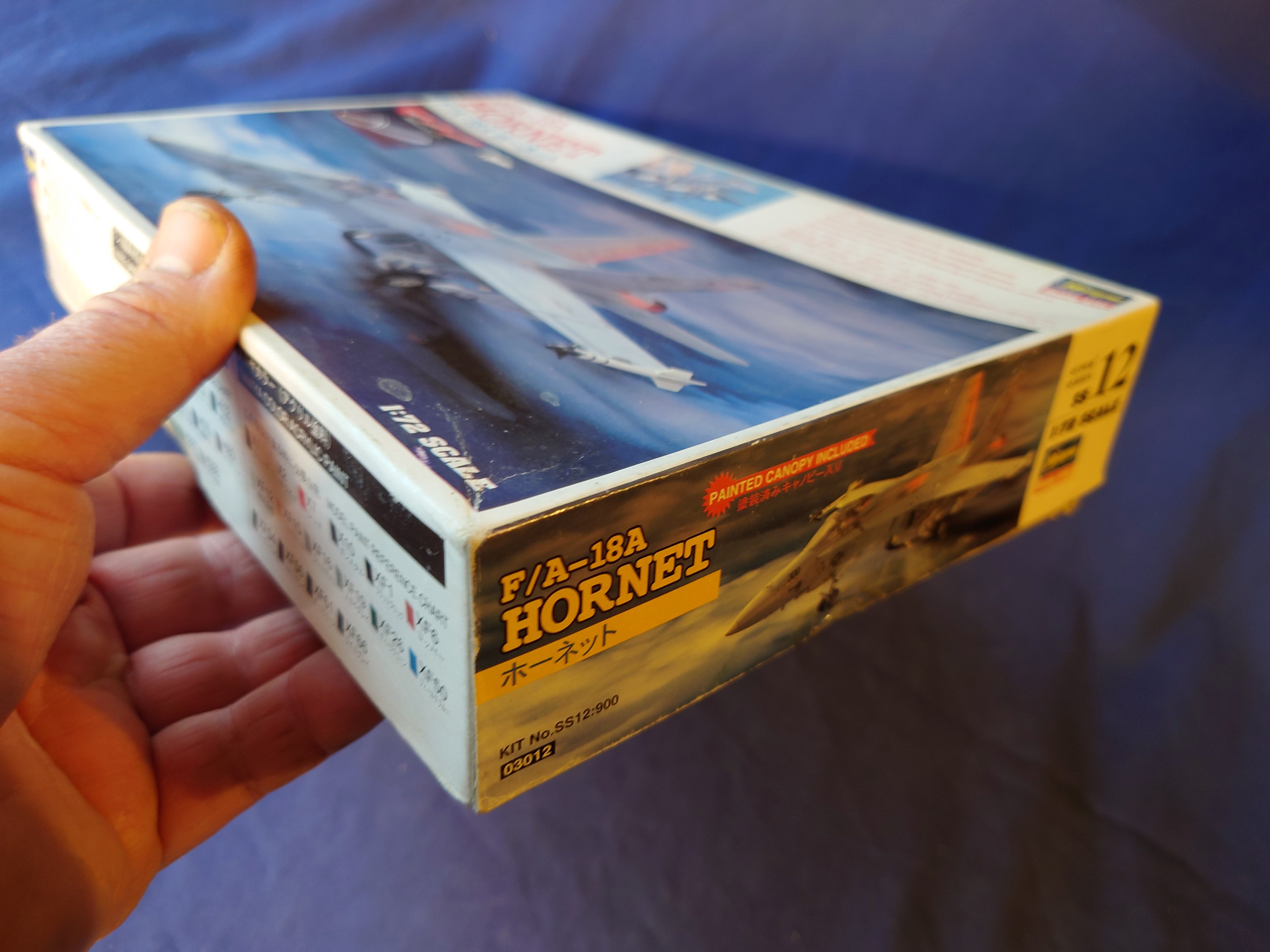 Hasegawa 1/72 F/A-18A Hornet (painted canopy included) (03012)