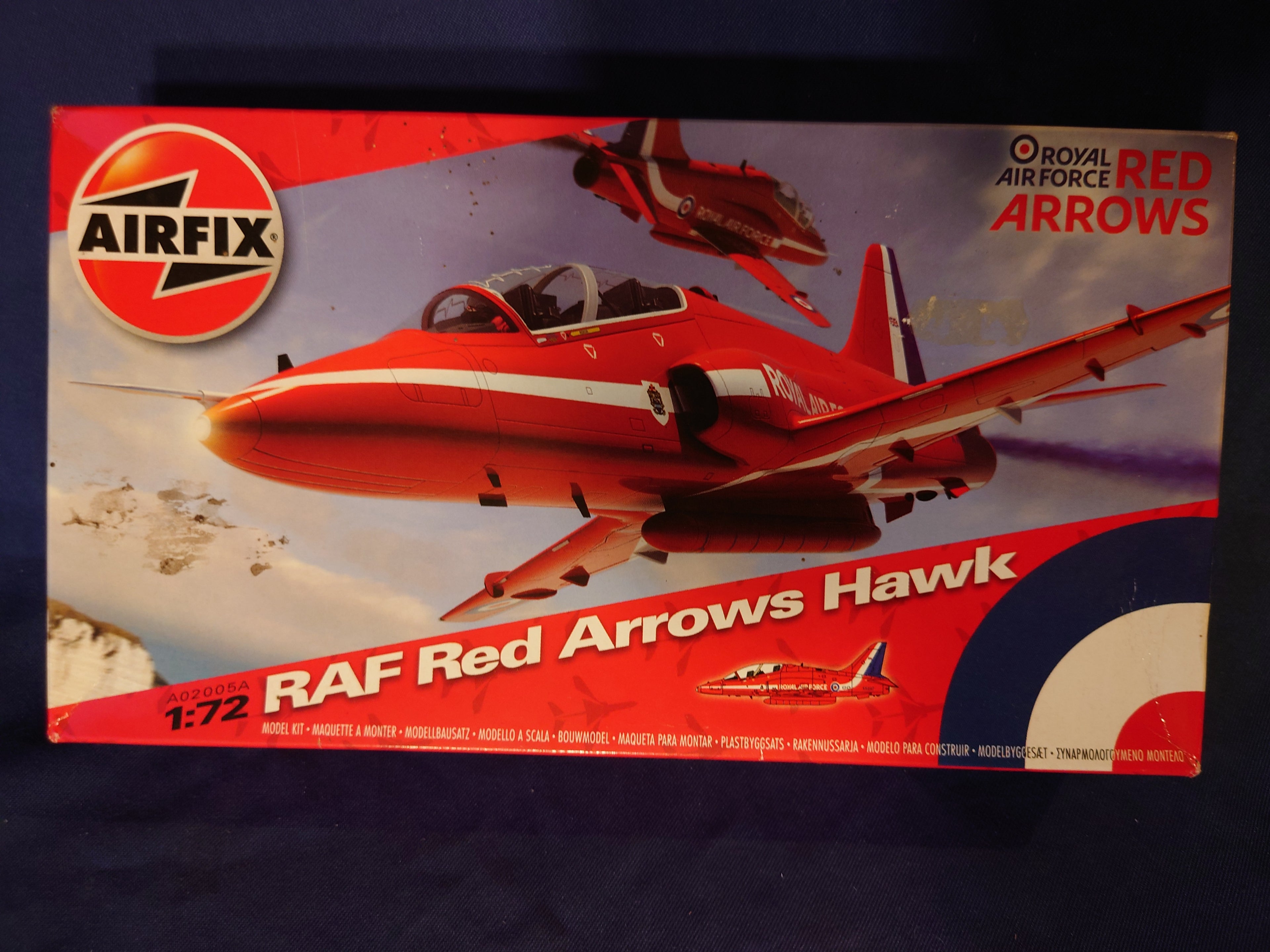 Airfix 1/72 RAF Red Arrows Hawk (A02005A)