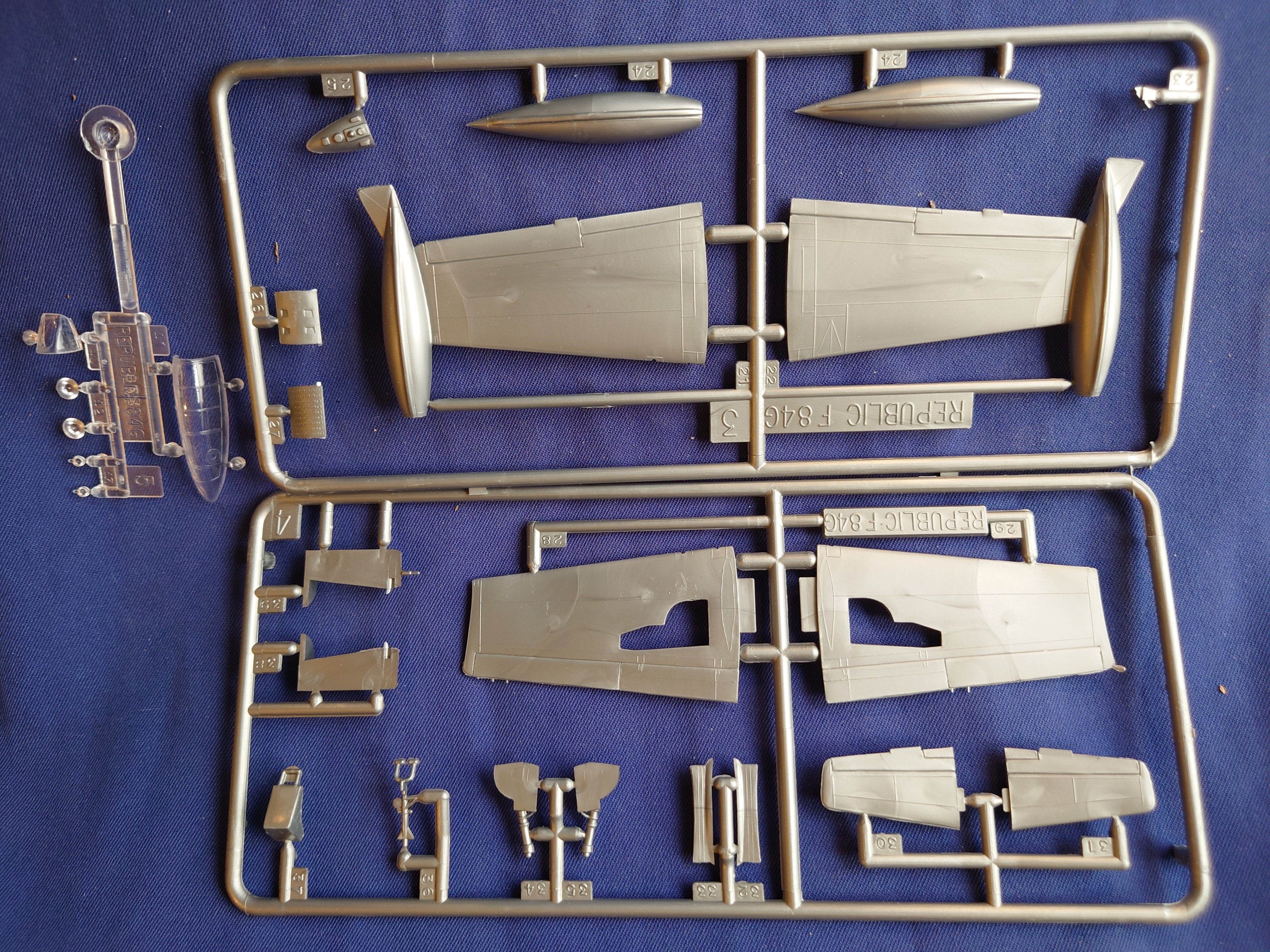 Heller 1/72 Republic F-84 G Thunderjet (80278)