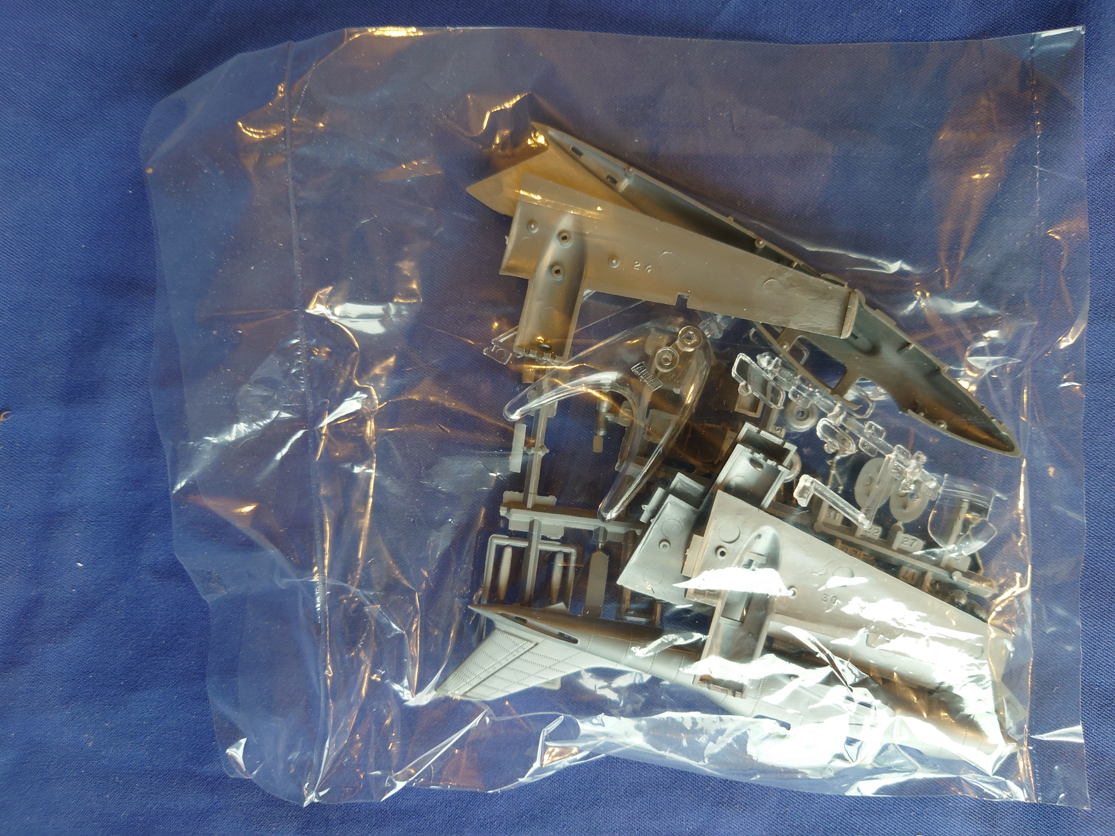 Airfix 1/72 Beagle Basset 206 (Series 2 1968) (255)