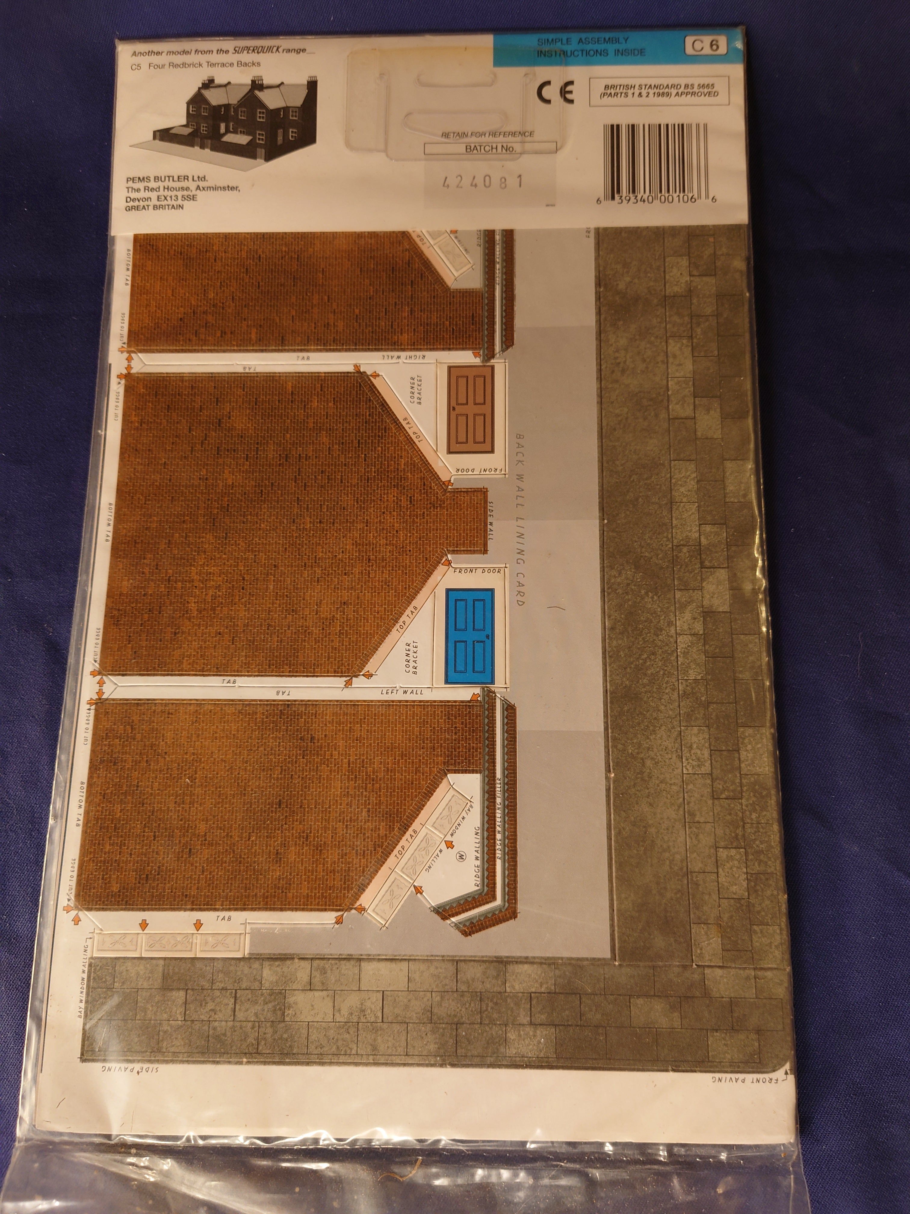 SuperQuick OO HO Series C Four Redbrick Terraced Fronts (6)