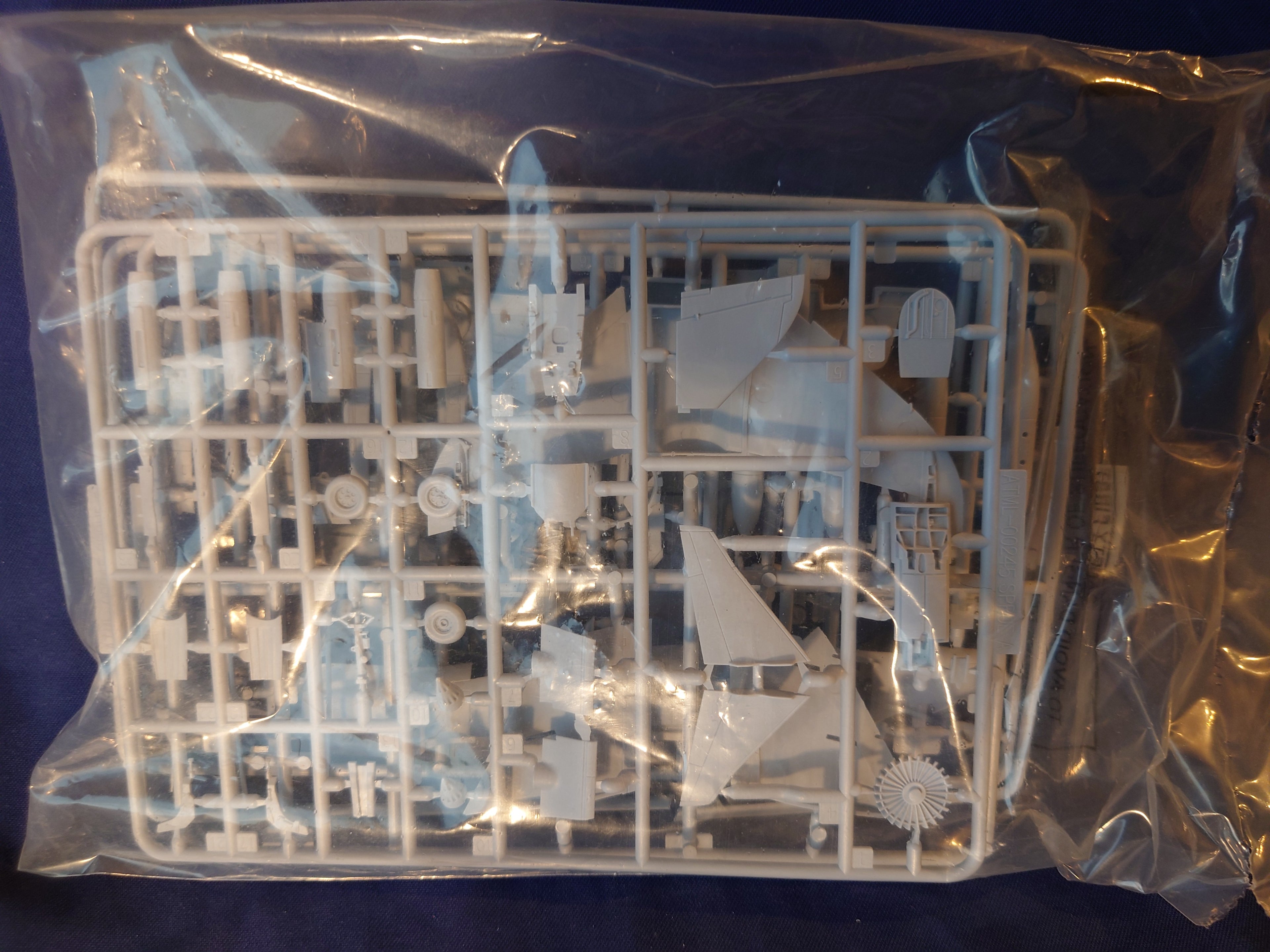 Airfix 1/72 Hawker Siddeley Harrier GR.1 (A03003)