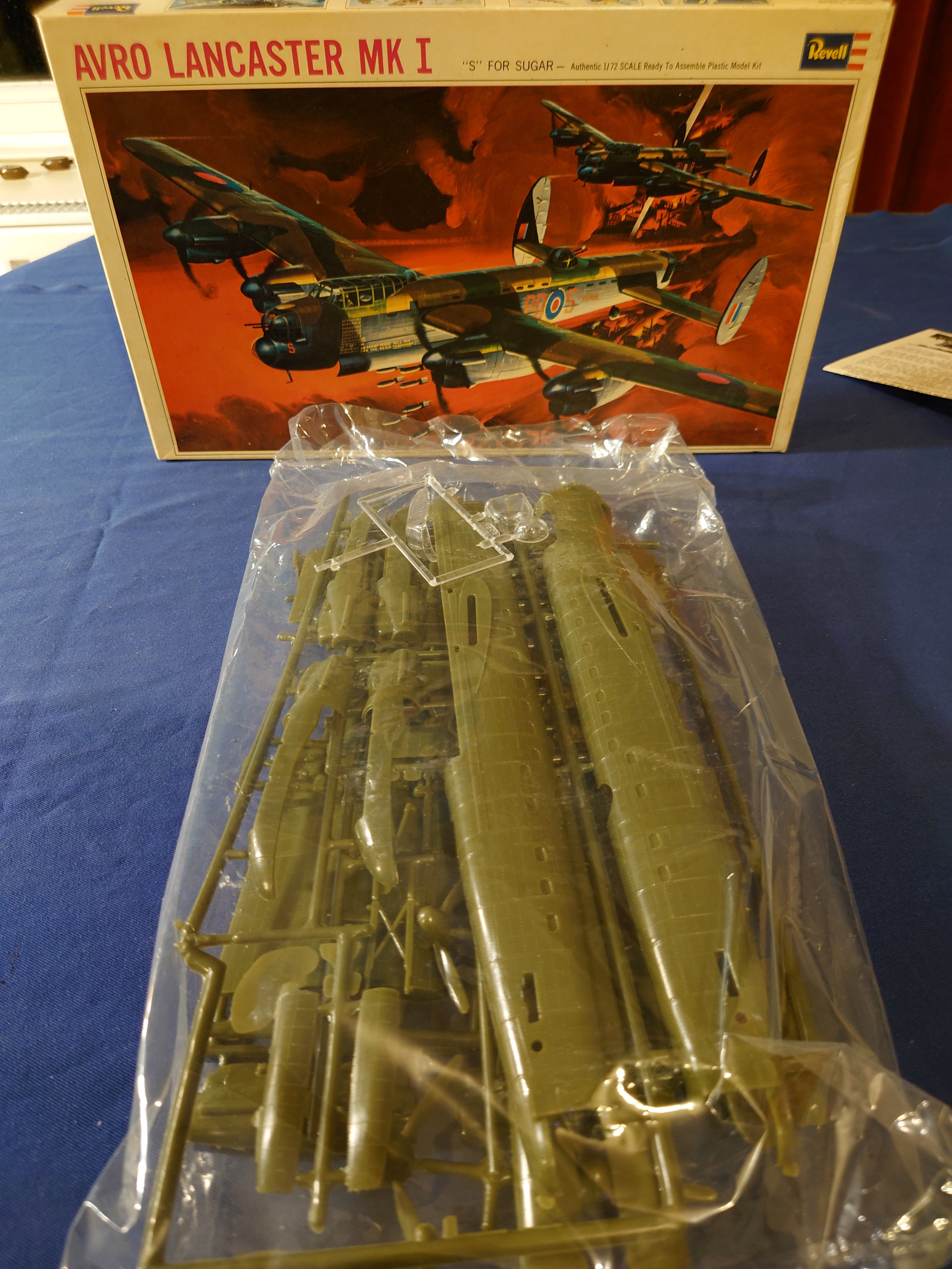 Revell 1/72 Avro Lancaster Mk I "S" for Sugar (H-207)