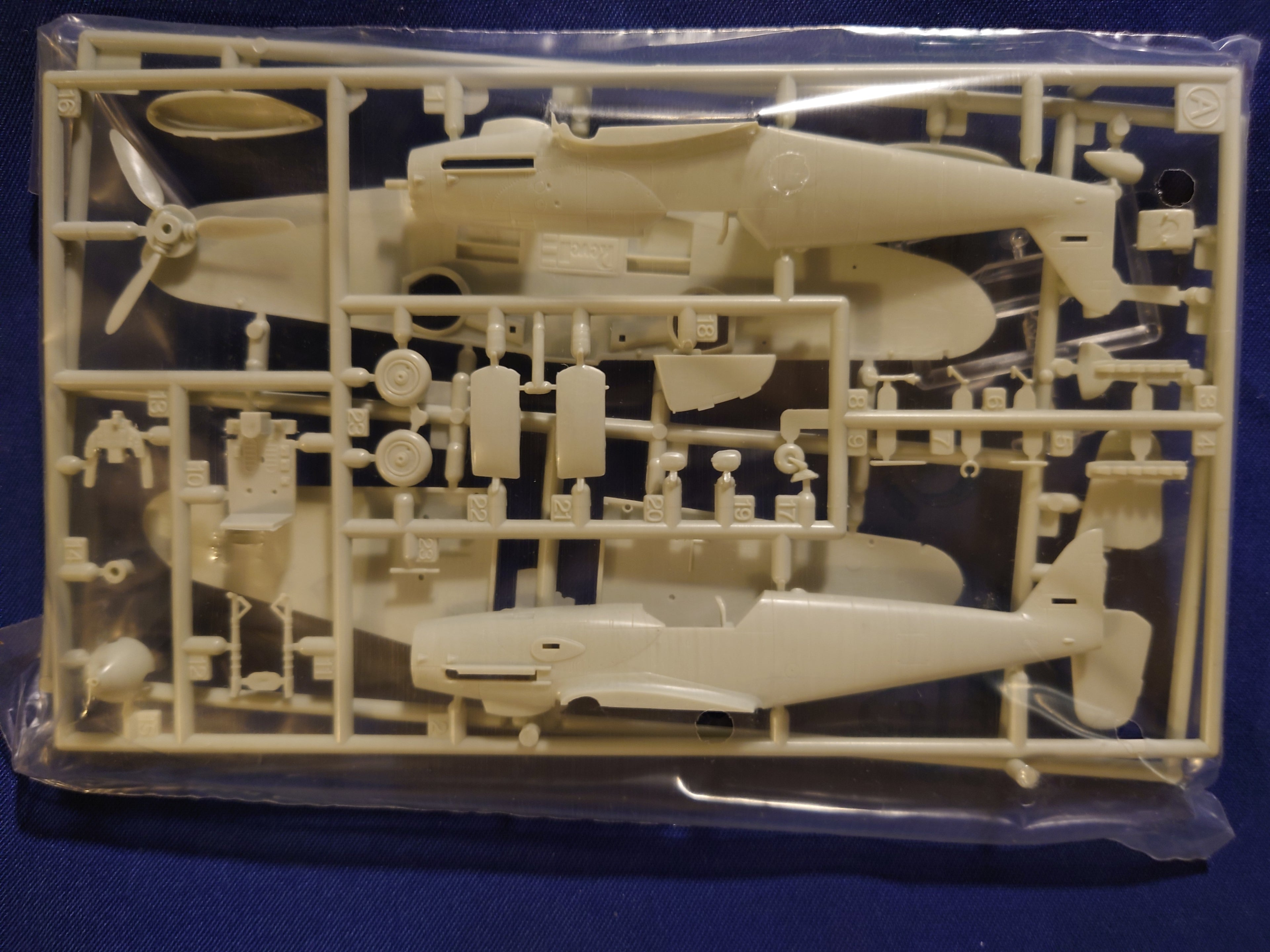 Revell 1/72 Messerschmitt Bf 109 G-10 (04107)