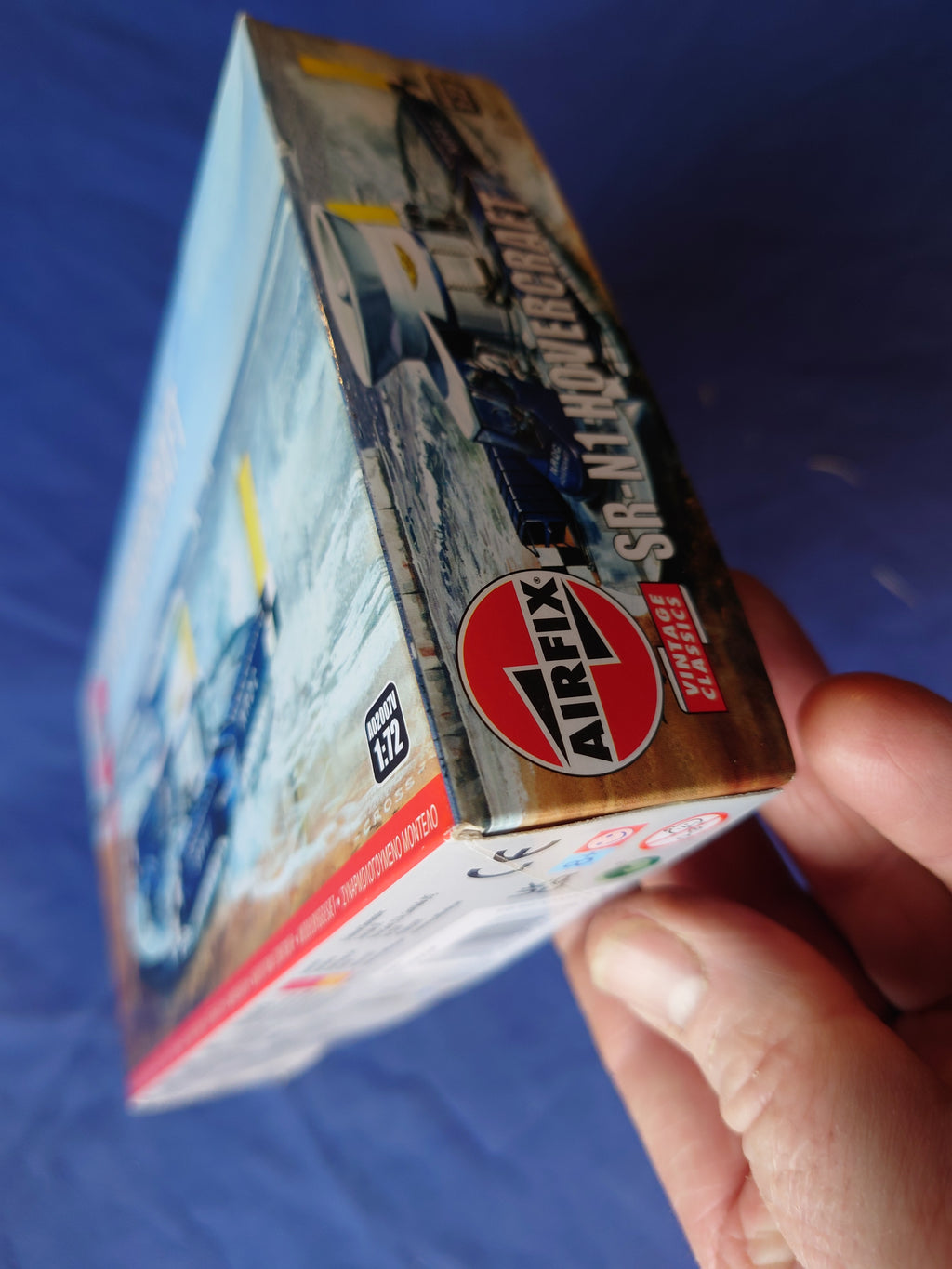 Airfix 1/72 SR-N1 Hovercraft Vintage Classics (A02007V)