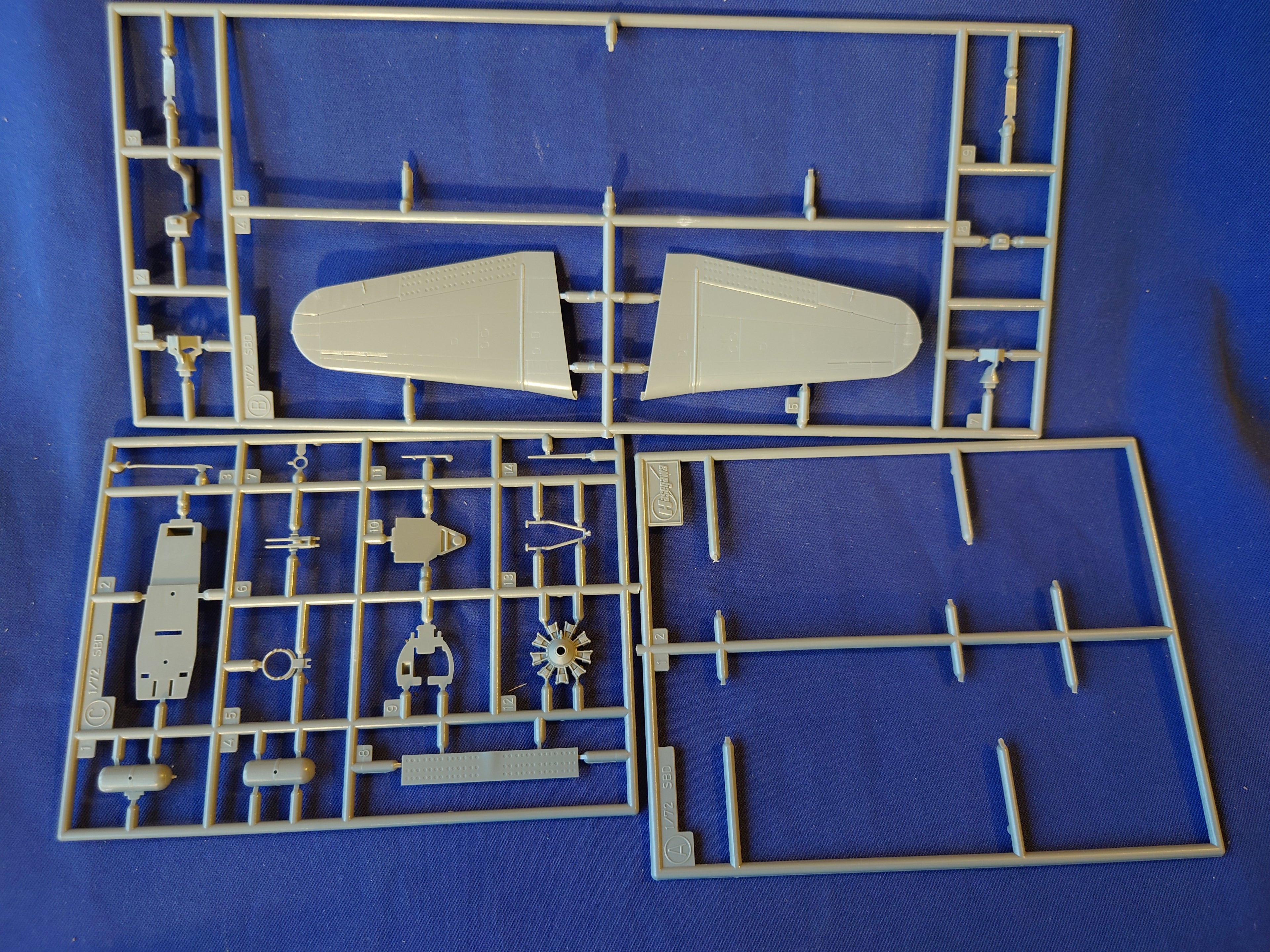 Hasegawa 1/72 SBD-3 Dauntless (51329)