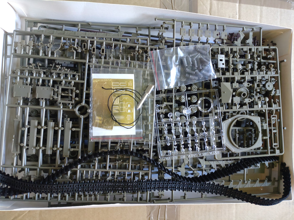 AFV Club 1/35 Churchill Mk V 95mm/L23 Howitzer (AF35155)