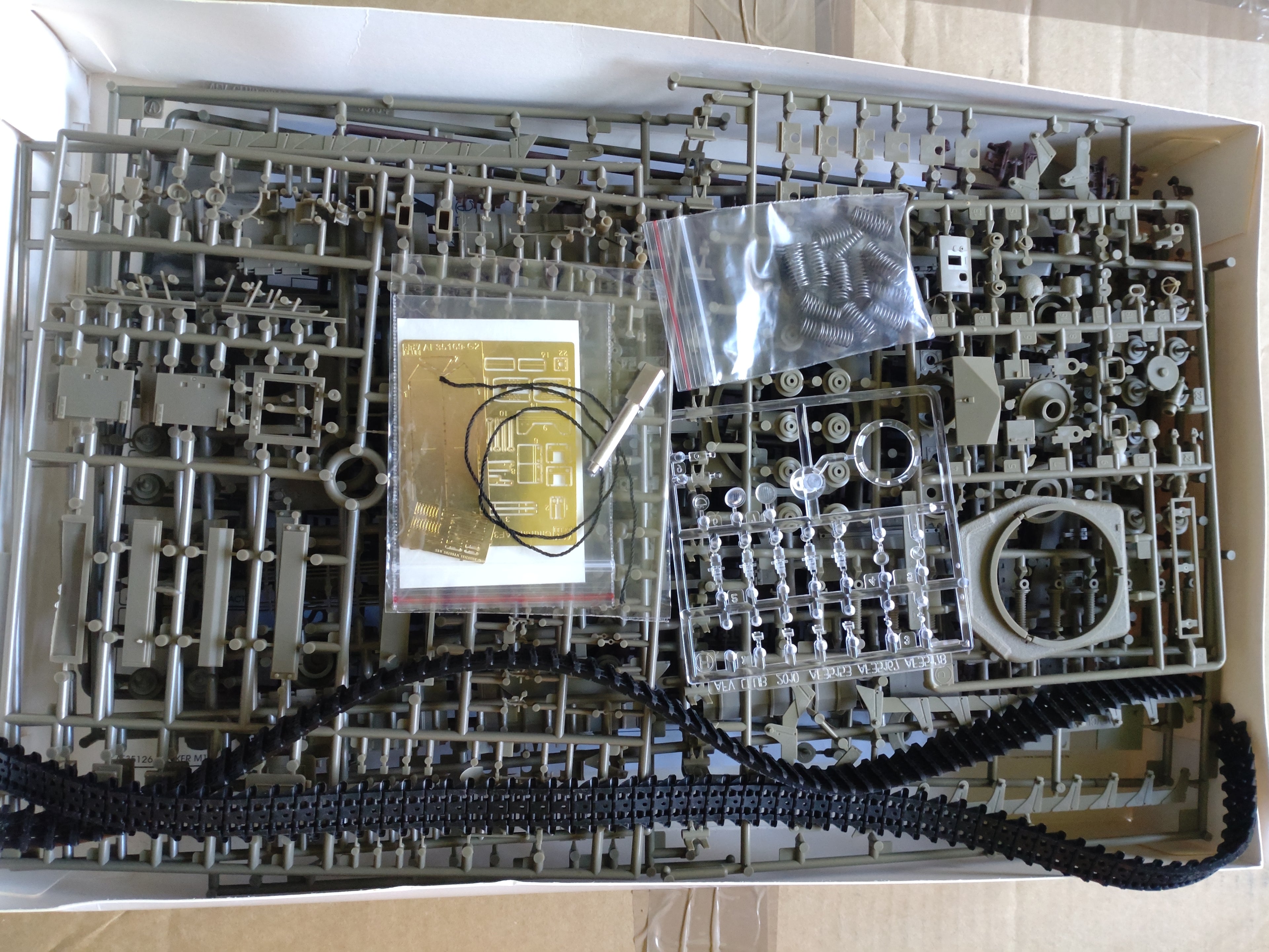 AFV Club 1/35 Churchill Mk V 95mm/L23 Howitzer (AF35155)