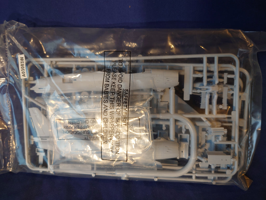 Airfix 1/72 Canadair Sabre F.4 / North American F-86E(M) (A03083)