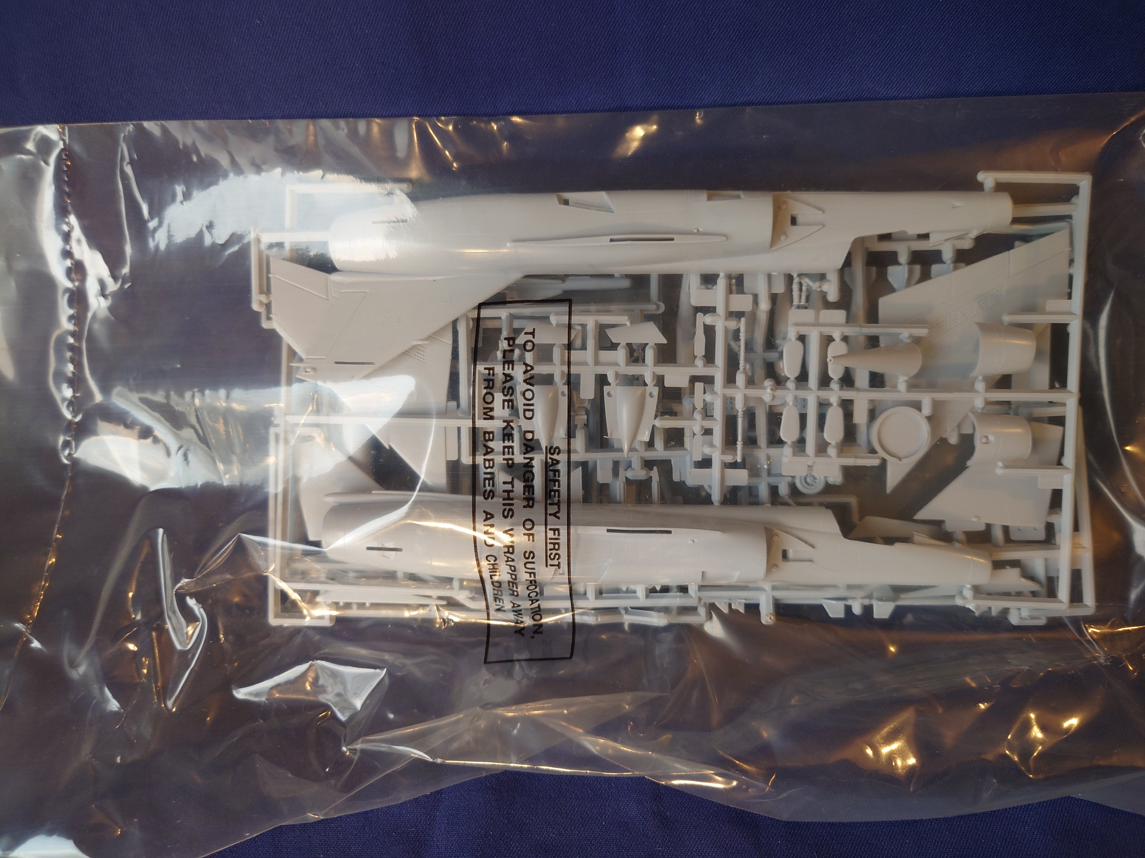 Airfix 1/72 Dassault Mirage F.1 (A04022)