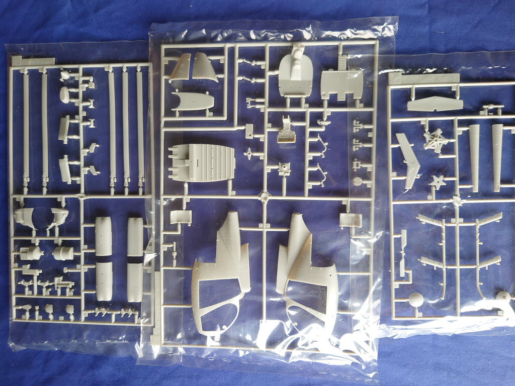 Dragon 1/35 MD 500 Defender (3525)