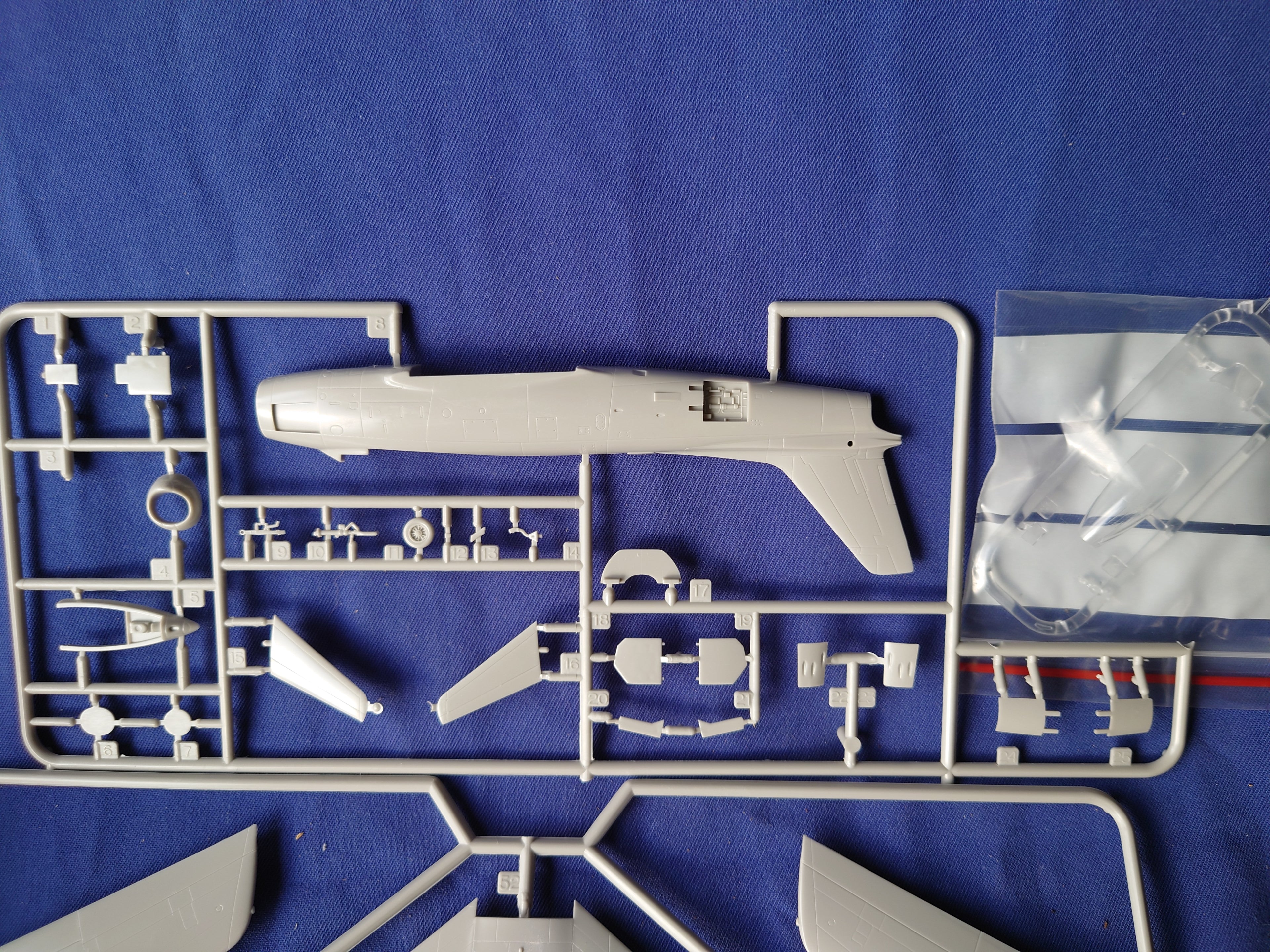 Fujimi 1/72 North American Rockwell F-86F Sabre Mig Killer (F-19)
