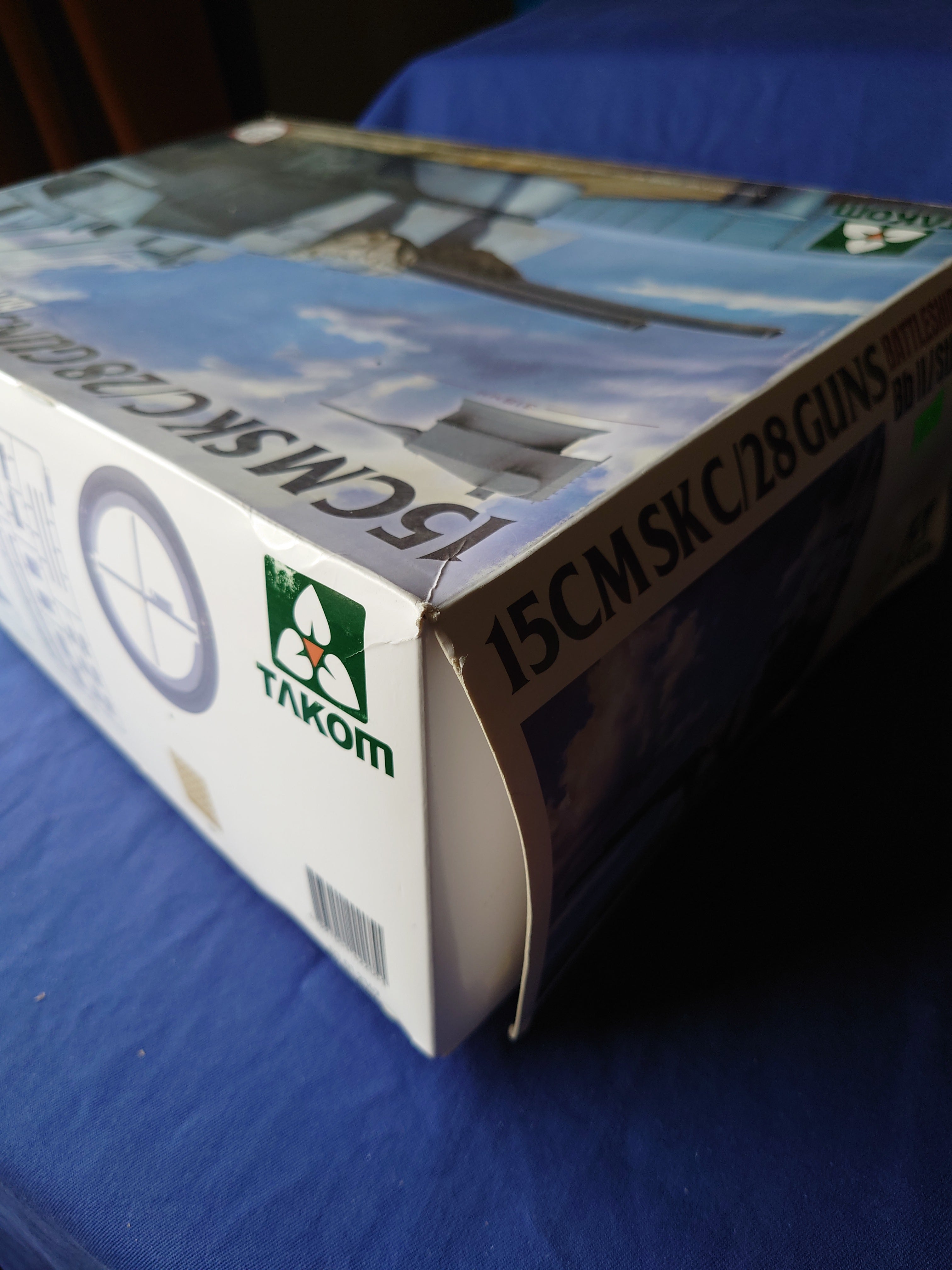 Takom 1/35 15 cm SK C/28 Guns Bismarck Bb II/Stb II Turret (2147)