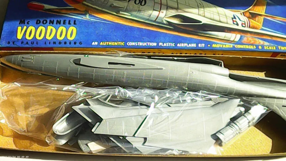 The Lindberg Line 1/4 Scale 1/48 McDonnell Voodoo (543-98)