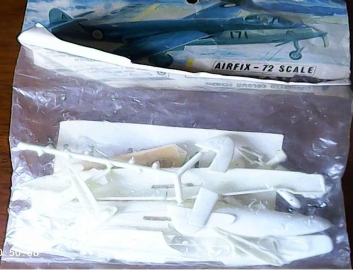 Airfix 1/72 Armstrong Whitworth Seahawk (105)