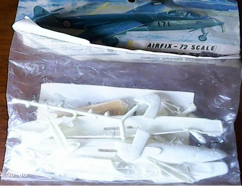 Airfix 1/72 Armstrong Whitworth Seahawk (105)