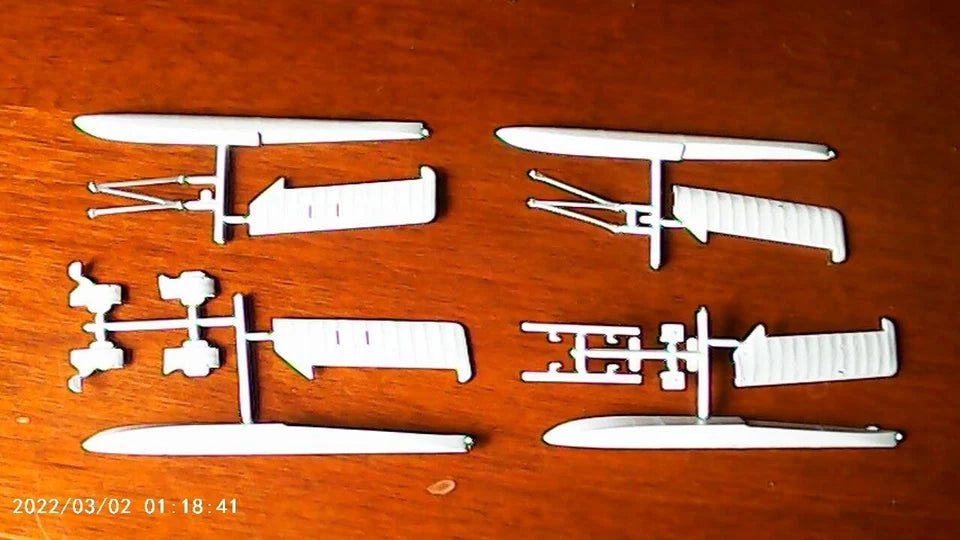 Frog 1/72 Blackburn Shark (Red Boxing) (F179)