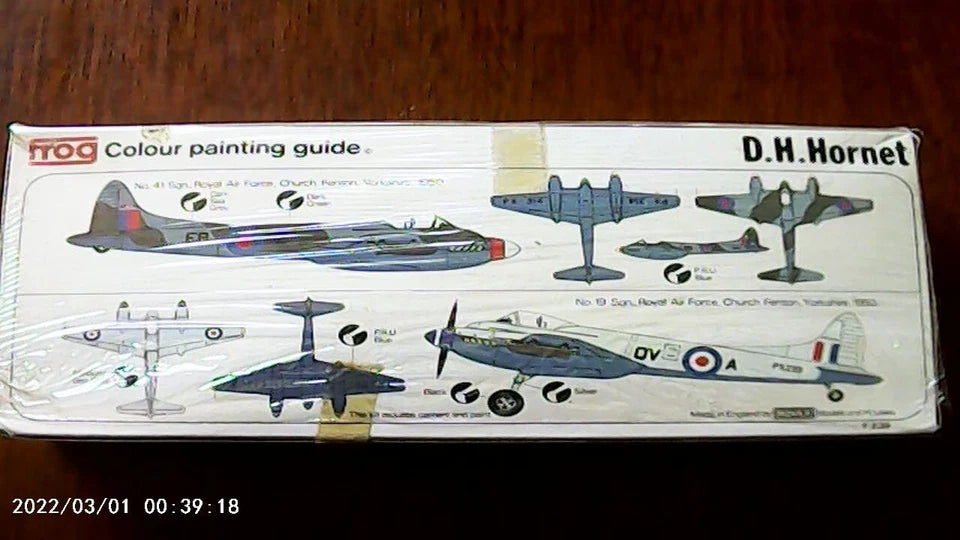 Frog 1/72 D. H. Hornet F. Mk. 3 Long Range Fighter (Film Sealed) (F239)
